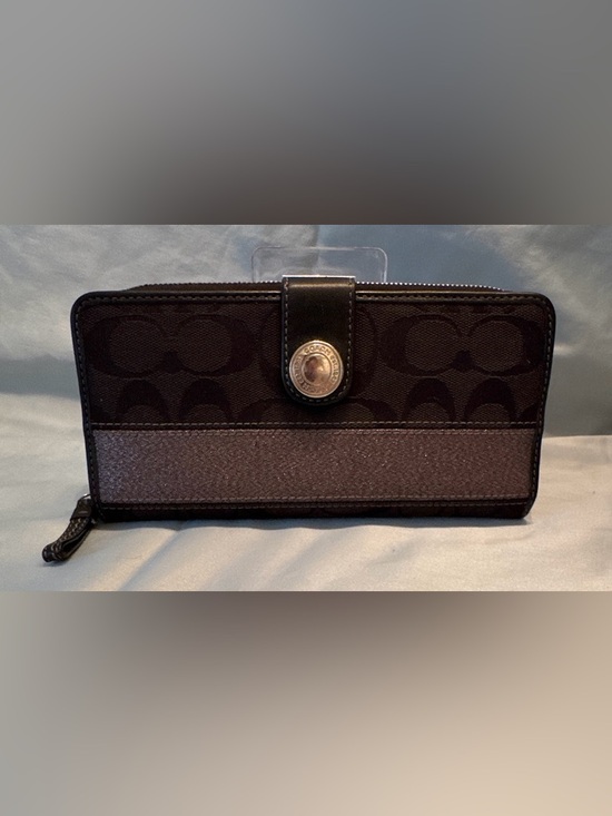 Coach Handbags - Coach Legacy Vintage Y2K Jacquard Canvas Leather Signature Stripe Wallet
